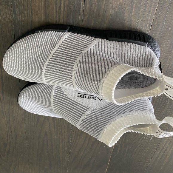 Adidas NMD Goretex Sneakers - Picture 4 of 4